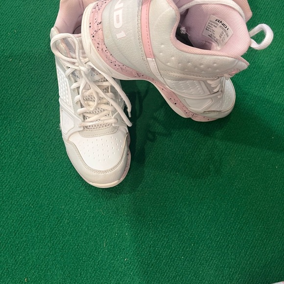 And1 White and Pink Sneakers - Picture 2 of 5